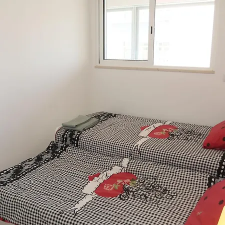 Avo Lucy By Interhome