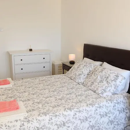 Avo Lucy By Interhome