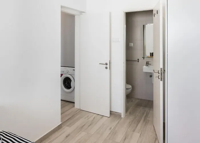 Avo Lucy By Interhome Apartamento *